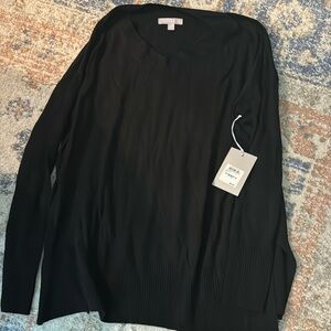 Chelsea 28 women’s sweater size small nwt